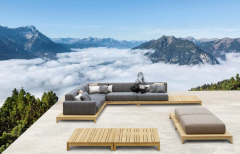 <b>取阿谁时代的很多</b>